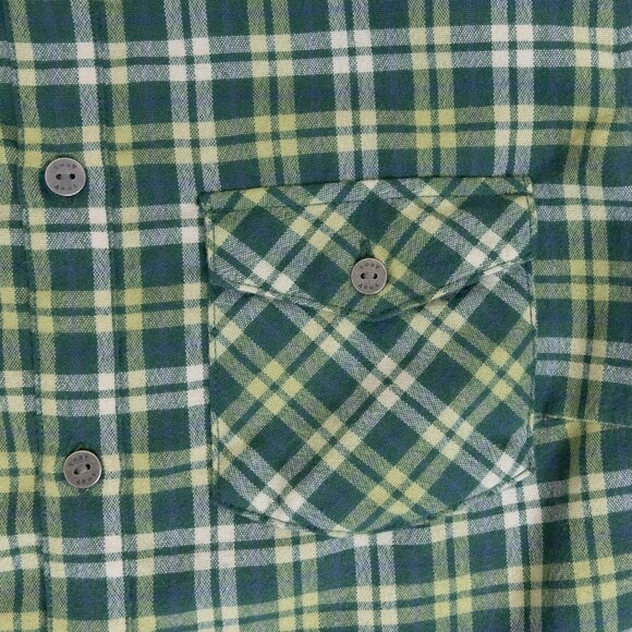 Aritzia TNA Flannel Shirt Plaid Green Button Up Medium - Picture 7 of 15